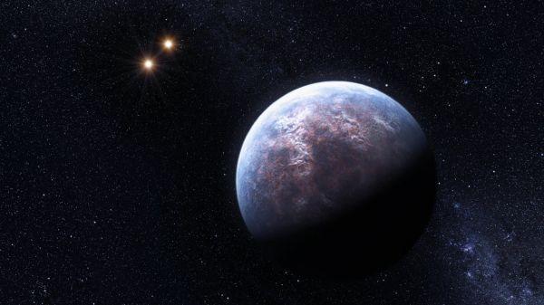 European astronomers announced they had found 32 new planets orbiting stars
outside our solar system and said on Monday they believe their find means
that 40 percent or more of Sun-like stars have such planets.One of these is
surrounding the star Gliese 667 C, shown here in an artist’s impression.