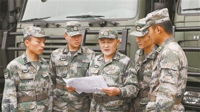 酷！办了400多期维修小报的“刘主编”原来是位修理工