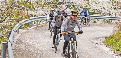 『春光』在明媚的春光里