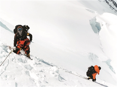 交会测量珠峰多高 为何一定要靠人登顶测量？