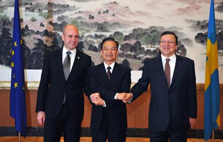 Chinese&nbsp;Premier&nbsp;Wen&nbsp;Jiabao&nbsp;said&nbsp;Monday&nbsp;he&nbsp;hoped&nbsp;the&nbsp;European&nbsp;integration&nbsp;would&nbsp;create&nbsp;positive&nbsp;influence&nbsp;on&nbsp;the&nbsp;growth&nbsp;of&nbsp;China-EU&nbsp;ties.