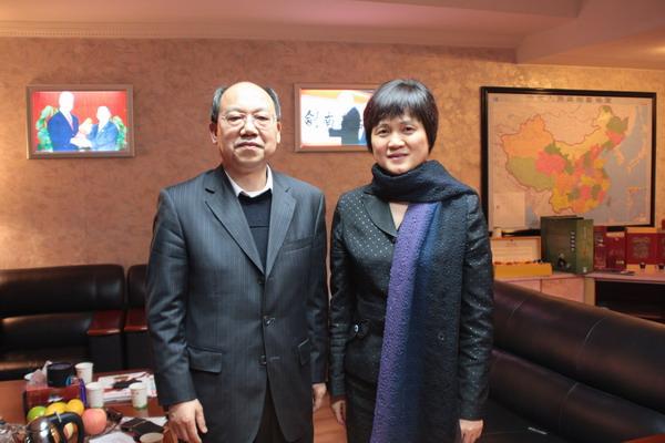 剑南春董事长乔天明与中央电视台广告部副主任
