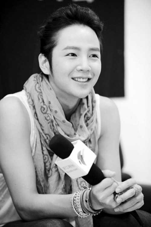  张根硕 :娱乐圈鲜花与丑闻并存(图)- 综艺 台-中国