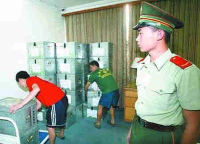 广东高考防泄题出绝招 高考试卷全程监控无死