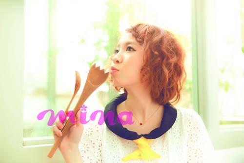 黄雅莉专辑待发拍夏日大片 新歌被偶像剧抢先