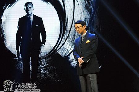 指揮家李心草