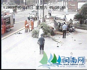 德化翻车裸男钻出女子身亡 疑因<em>车震</em>误踩油门