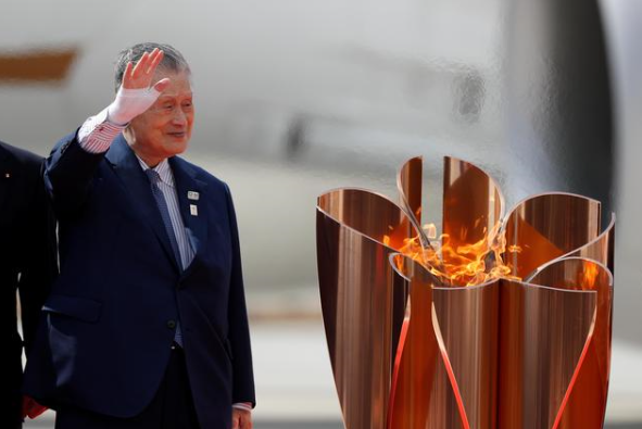 防疫|禁止握手、拥抱、唱歌……看东京奥运首份防疫手册有多严格！