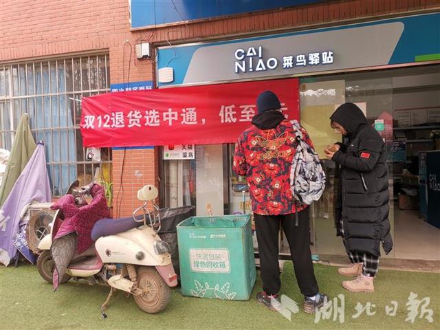 化妆盒子品制作过程怎么写_化妆盒子品制作过程图_化妆品盒子制作过程