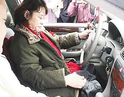 Zhang Haidi, Chairman of the China Disabled Persons' Federation (CDPF), has enrolled in a driver's course, and will be among the first batch of people with disabled both legs to get a driver's license in China.