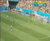 [世界杯]法国发动快攻 吉鲁左脚远射高出横梁
