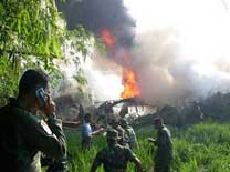 Indonésie : au moins 71 victimes dans un accident d´avion 