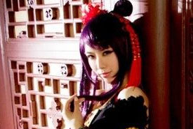 黎明悄然间 那是谁家女儿妆