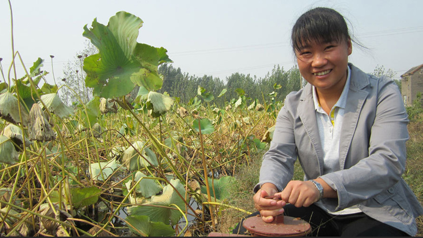 赵菊：把心和土地连在一起 以实事赢得村民拥护