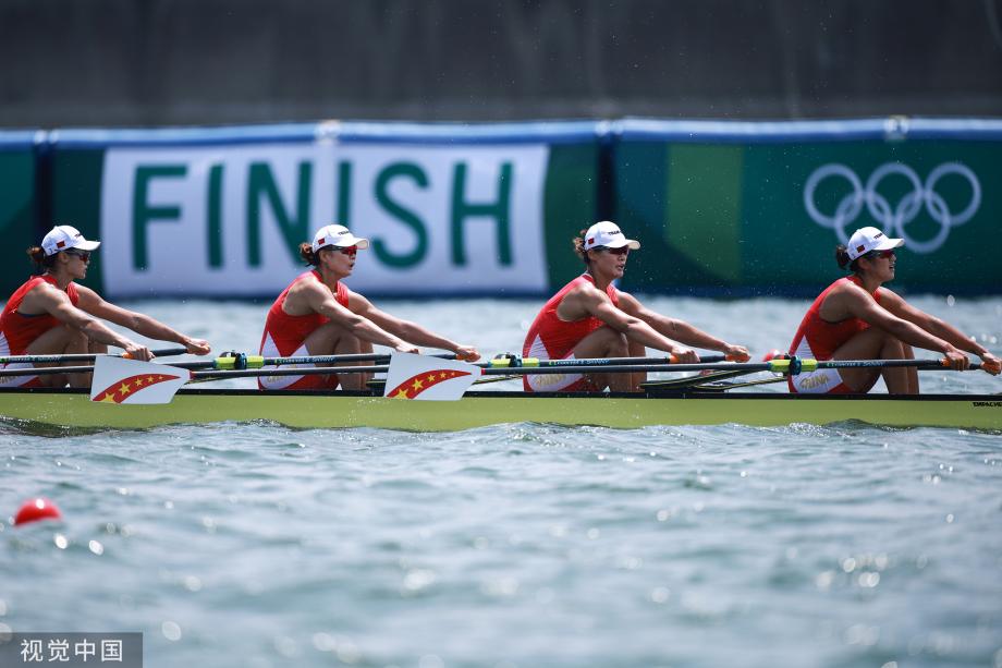 [图]女子四人双桨中国队夺得奥运第十金