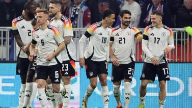 [图]维尔茨世界波克罗斯送助攻 德国2-0胜法国