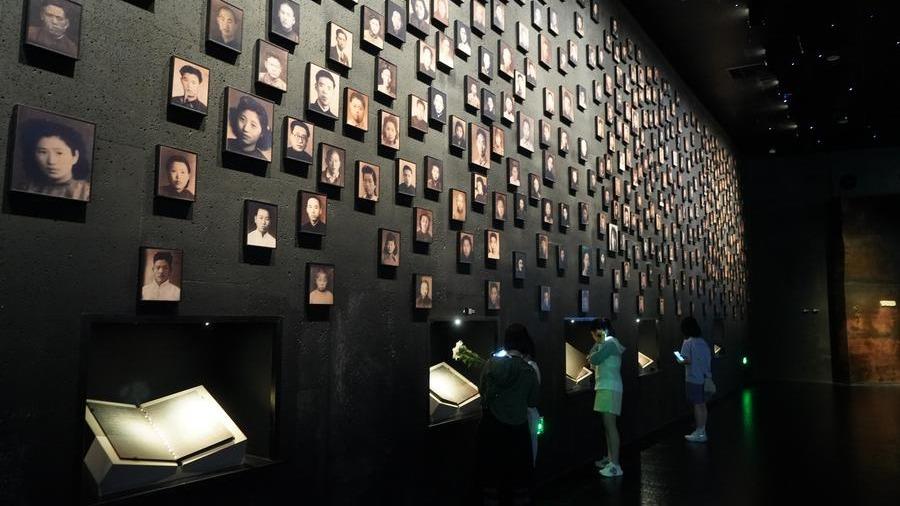 Film on Nanjing Massacre takes China's box office by storm, tops 1 billion yuan