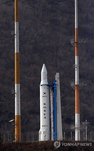 韩国“罗老”号火箭在发射54秒后突破音速