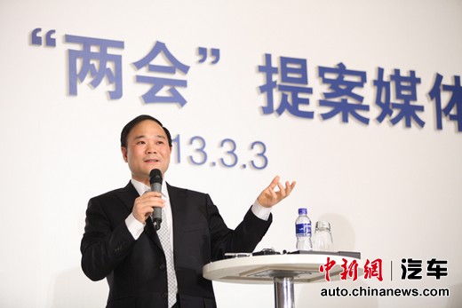 李书福称个税过高引发用工荒 起征点可提至60