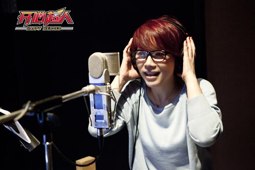 陈明首次献声《开心超人》为大反派配音给女