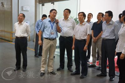 中组部老干部局副局长刘文在芜湖调研群众路线