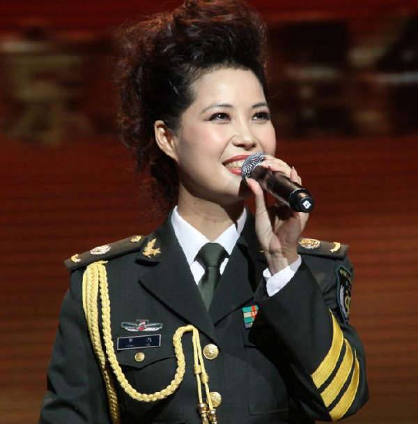 梦鸽:我没拿儿子和上海4召<em>妓</em>法官作对比_粤语