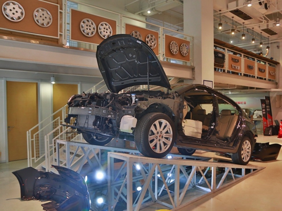 拆车坊第21期 锐志\/马自达6\/荣威950