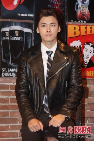 《千金归来》登上海  李沁 曝 李易峰 吻戏备漱口