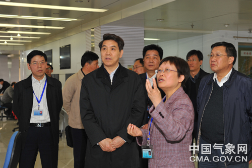 郑国光在河南省气象局调研要求:认真学习贯彻