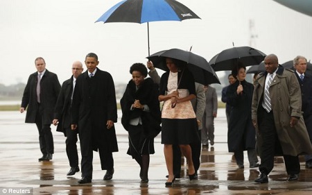 美国四“总统”聚南非交通堵奥巴马错过追悼会开场