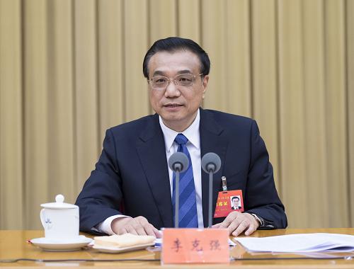 12月10日至13日，中央经济工作会议在北京举行。中共中央政治局常委、国务院总理李克强出席会议并作重要讲话。记者王晔摄