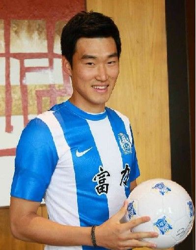 富力宣布签韩国脚张贤秀 转会费200万美元签4年