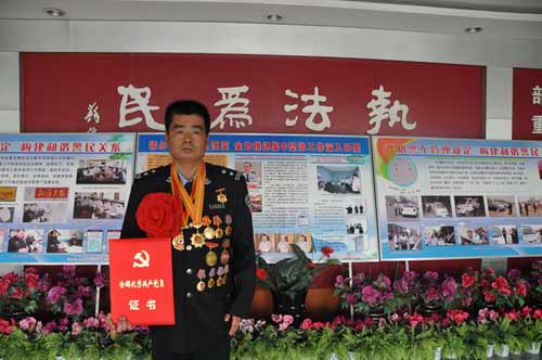 2011年张晓虎荣获全国优秀共产党员称号