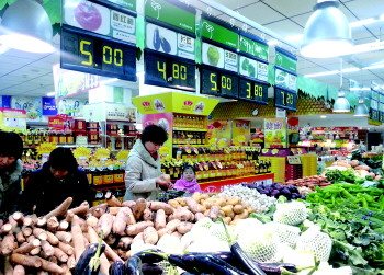 西红柿一斤5元直超鸡蛋价市民调侃：吃不起