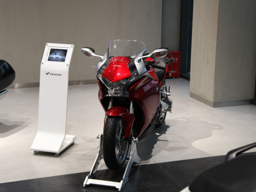 国内首家Honda摩托车专营店开业