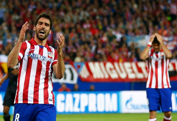 Fútbol: Atlético de Madrid empata 0-0 ante Chelsea en liga de campeones