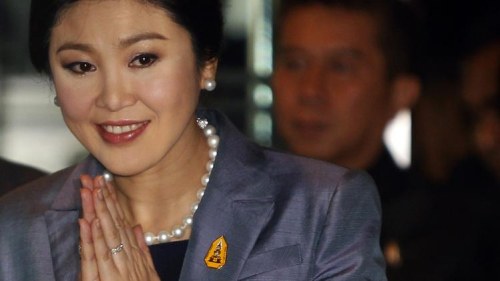 泰总理英拉出席宪法法院听证会否认违宪指控