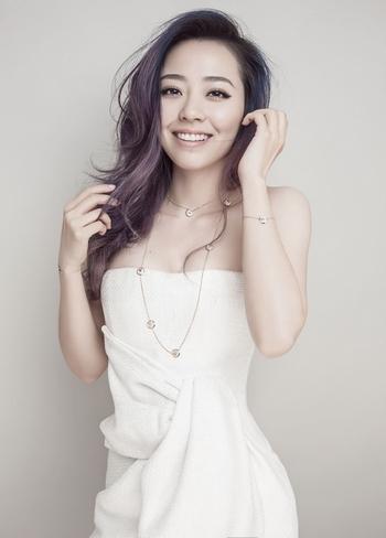  张靓颖新歌 《永远》首发 开启时尚新篇章_综艺