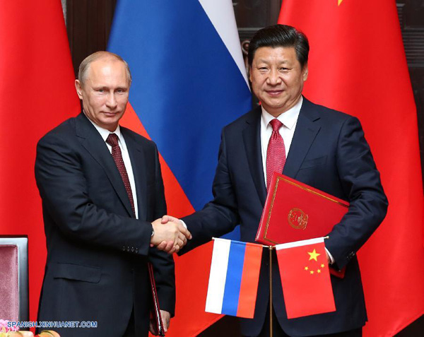 China y Rusia firman múltiples acuerdos de cooperación
