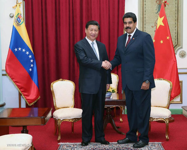 Le président Xi rencontre le président Maduro