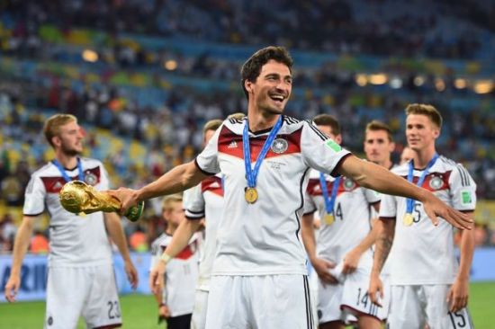 胡梅尔斯是世界杯冠军德国队防线上的定海神针