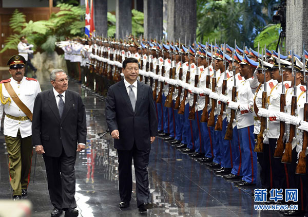 Xi Jinping se reúne con Raúl Castro en La Habana