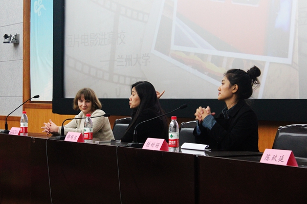 Студентам Ланьчжоуского университета показали фильм "Мечты" производства канала ССTV-Русский