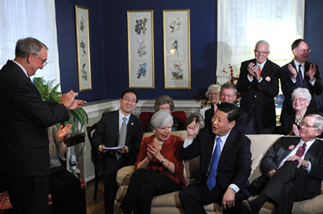 2012年2月，时任中华人民共和国副主席的习近平访美时，到艾奥瓦州老朋友家里与27年前结交疰美国老朋友茶叙。