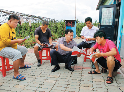 吉林珲春市:同心筑堡垒 边陲党旗红