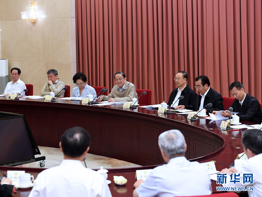 6月8日，全国政协在北京召开第68次双周协商座谈会，围绕“无障碍环境建设”建言献策。全国政协主席俞正声主持会议并讲话。