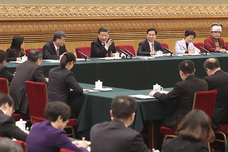 3月7日，习近平参加十三届全国人大一次会议广东代表团的审议时谈到创新。