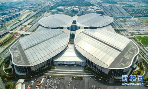 鸟瞰上海国家会展中心（国家会展中心供图）。图片来源：新华社