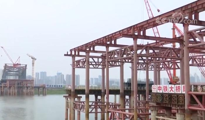 「武汉」建筑、运输、旅游等陆续复工 武汉多行业全面复苏