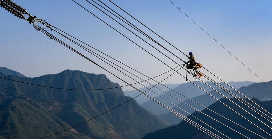 『8点见』【8点见】1月23日以来最低！全国现有确诊病例降至500例以下
